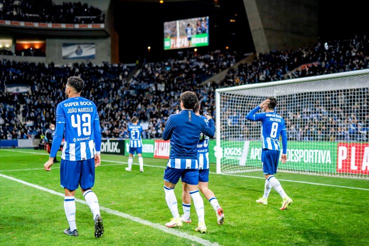 трансляция матча порту. трансляция матча порту. лч брюгге бенфика. порту атлетико мадрид. тулуза монако.