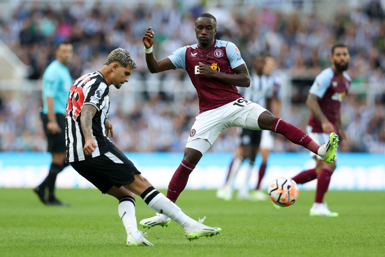 Чимипианат росси по футболу. Зенит чемпионат россии 2019-2020. Тамбов зенит 2021. Футболисты премьер лиги. Зенит локомотив суперкубок 2021.