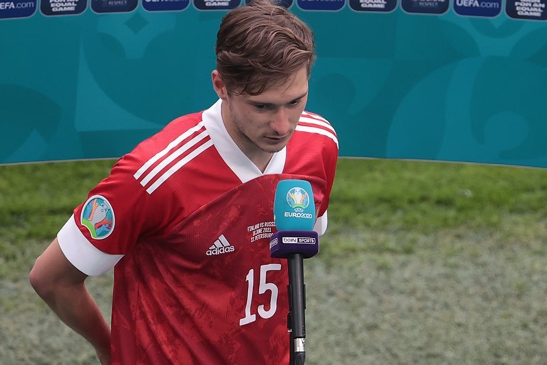 Алексей Миранчук может перейти в «Кальяри» 12.06.2024 новости на SOCCER.RU