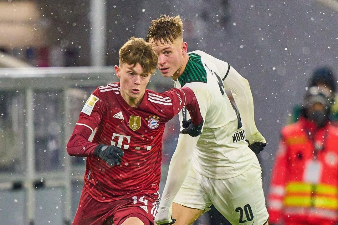 P wanner. Пауль футбол. Пол ваннер бавария. P wanner. P wanner.