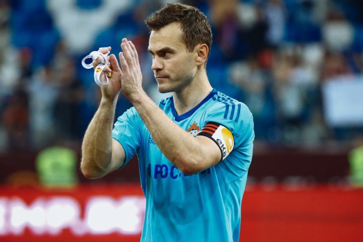 Neymar vs liverpool. действующие игроки. действующие игроки. патрик шик сборная чехии. футболисты спартака фото.