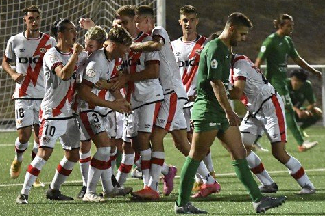 Испанские футболисты. Жирона вальекано матчи. Вальядолид райо вальекано 14 января. Вальекано жирона прогноз. Вальекано жирона прогноз.