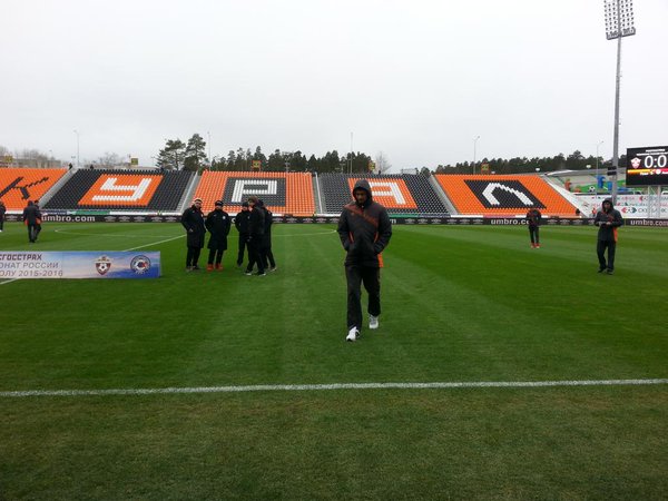 «Урал» перед матчем с «Амкаром» показал состояние поля на своей домашней арене