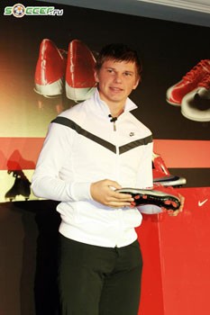 Андрей Аршавин: «Для того чтобы играть в АПЛ, необходимо стать другим Аршавиным»