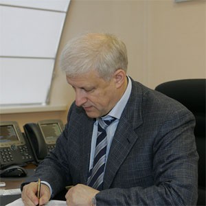 Владислав Радимов: «Мне интересно, что болельщикам надо от Быстрова?»