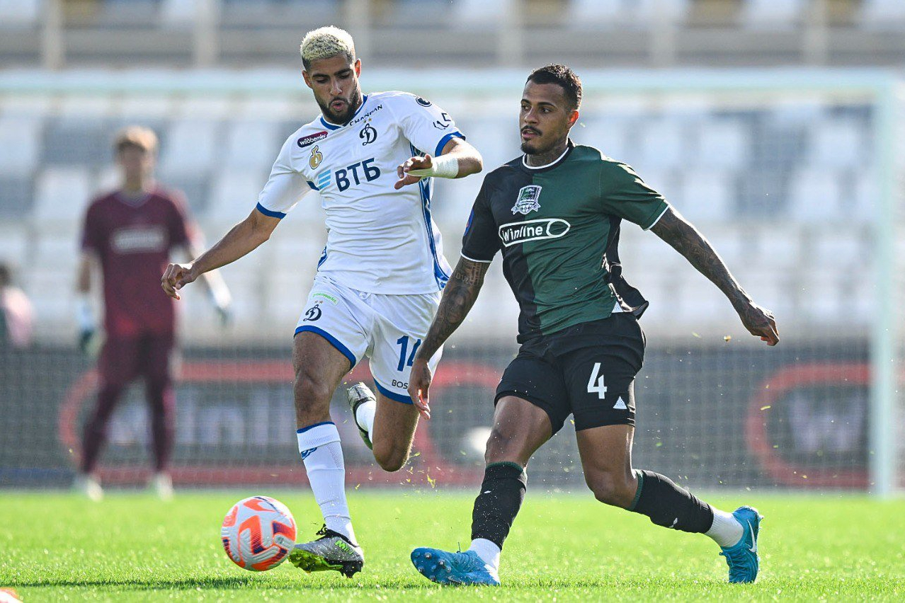 Футболисты КубГУ пополнили свою коллекцию европейских трофеев серебряными медаля