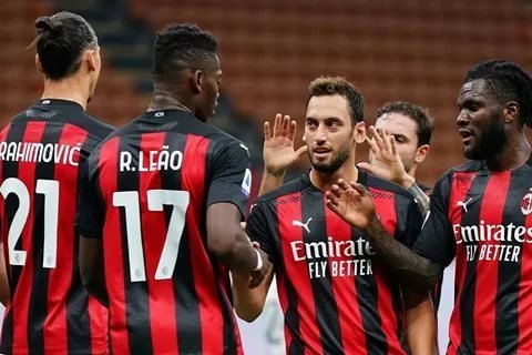 «Милан» – «Кальяри»: прогноз и ставки БК Pinnacle