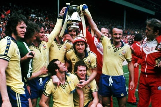 Команда в желтом — часть первая «Саутгемптон» Лоури Макменами сезон 1975/1976