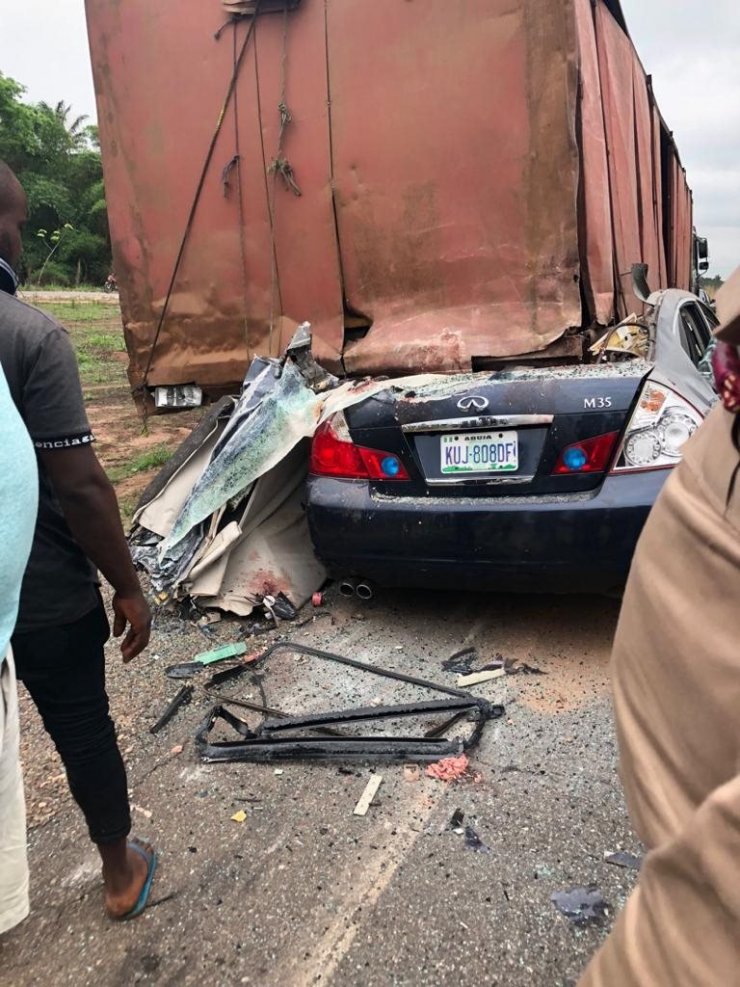 Экс-форвард сборной Нигерии погиб в автокатастрофе
