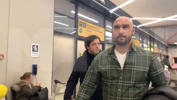 Рибалта покинул московский аэропорт в сопровождении сотрудника «Спартака»