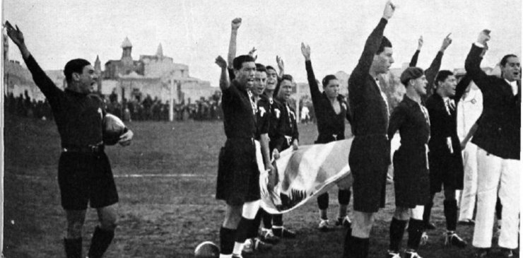 Чемпионат мира 1930: только Франция и Мексика сыграли на 3 стадионах в Монтевидео в ходе турнира