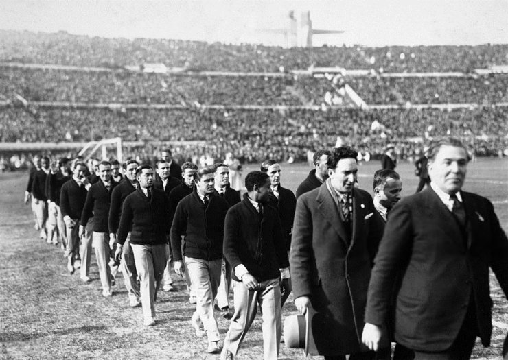 Чемпионат мира 1930: Эктор Гутинк и его сборная Бельгии. Альберто Феликс Суппичи и его чемпионская команда Уругвая