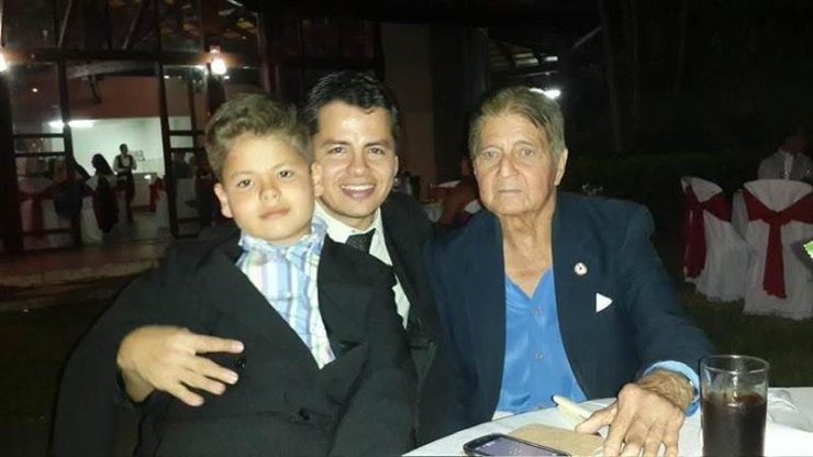 Близнецы на чемпионатах мира: парагвайские «близнецы» Инсфраны родились не в один день, и даже не в одном месяце, у них разница в возрасте почти 9 лет. Очередная мистификация в истории мундиалей