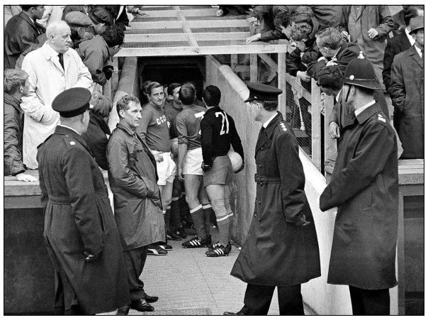 Сборная СССР на ЧМ-66: Флориана Альберта должен был держать наш Альберт; или всё-таки Валерий? Об Альберте Шестернёве, Валерии Воронине и всей сборной Советского Союза в 1966 году