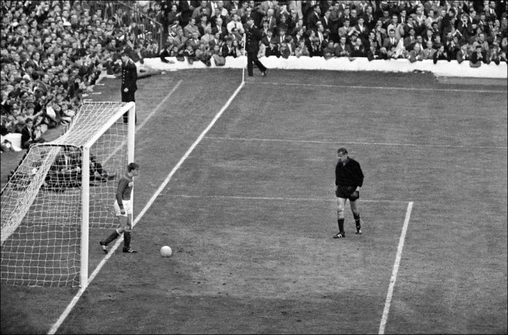 Чемпионат мира 1966: несколько фото сборной СССР в Брегенце до мундиаля и фотозарисовка о некоторых моментах полуфинала СССР — Германия