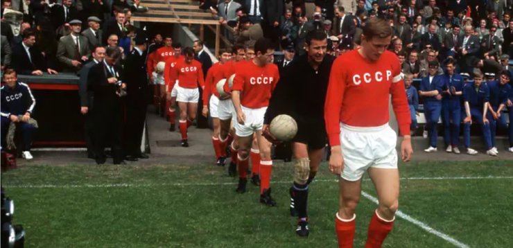 Сборная СССР на ЧМ-66: Флориана Альберта должен был держать наш Альберт; или всё-таки Валерий? Об Альберте Шестернёве, Валерии Воронине и всей сборной Советского Союза в 1966 году