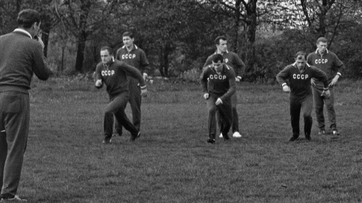Чемпионат мира 1966: несколько фото сборной СССР в Брегенце до мундиаля и фотозарисовка о некоторых моментах полуфинала СССР — Германия
