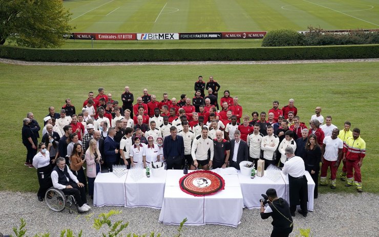 Ибрагимович показал, как отпраздновал свой юбилей с игроками «Милана»