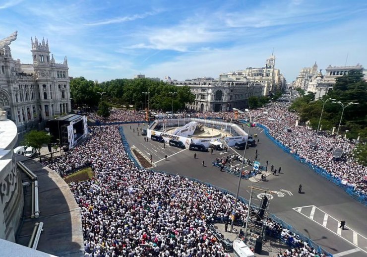 «Реал» празднует чемпионство