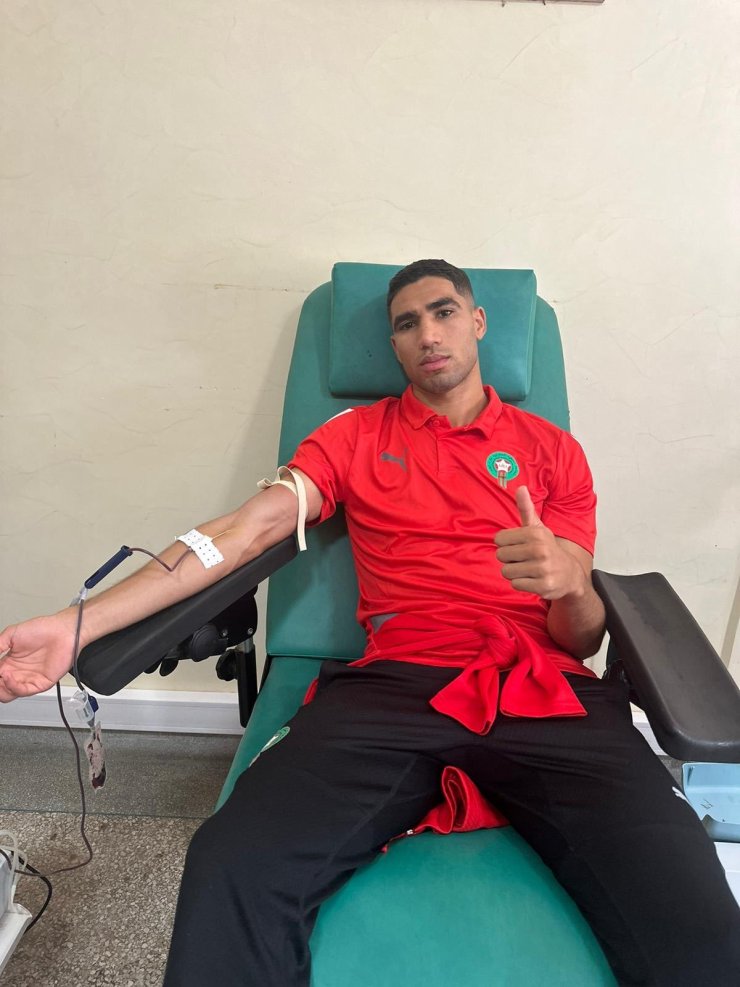 Хакими сдал кровь для пострадавших в результате землетрясения в Марокко