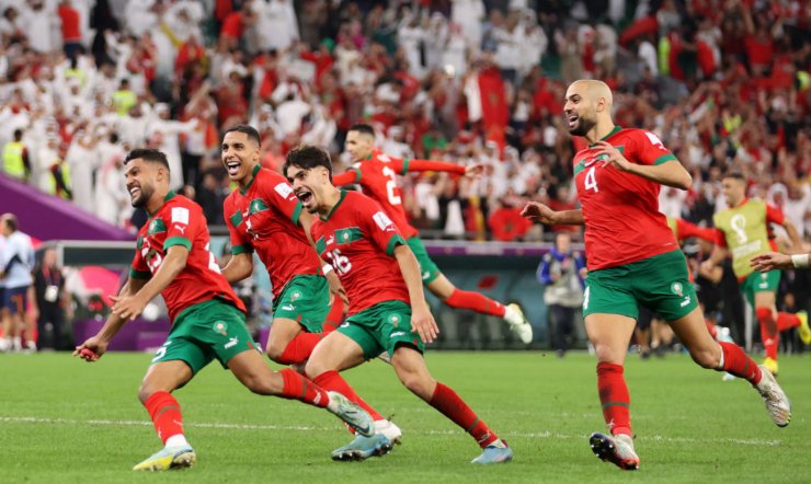 Игроки сборной Марокко эмоционально отпраздновали победу над Испанией