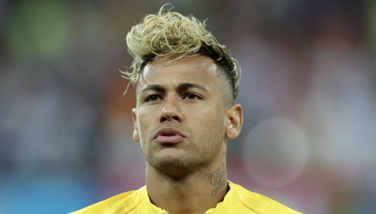 Самые необычные причёски в истории футбола: когда стиль стал легендой