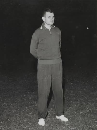 Турне московского «Спартака» в Южную Америку в 1959 начиналось в Бразилии. Кто был в делегации? Кого бразильская пресса называла «русским Гарринчей»? Был ли в составе Моцарт?