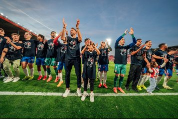 Футболисты Жироны празднует выход в Лигу чемпионов