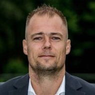Тренер Бюийс Данни