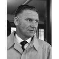 Тренер Николсон Билл