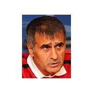 Тренер Гюнеш Шенол
