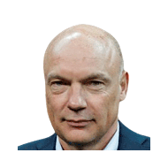 Тренер Рёслер Уве