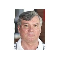 Тренер Эштреков Владимир