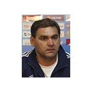 Тренер Антипов Владимир