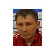 Тренер Свешников Евгений