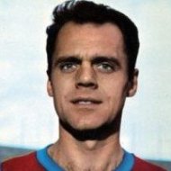 Тренер Мюллер Люсьен