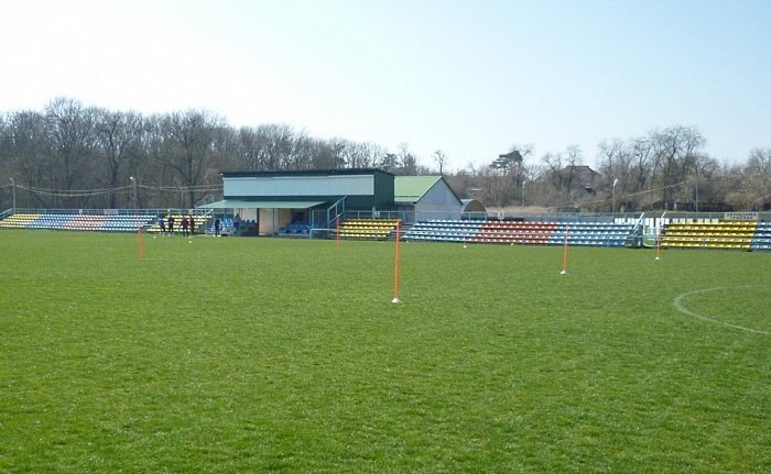 дом культуры новокубанск после. стадион «биолог-новокубанск» прогресс. прогресс новокубанский район. новокубанский прогресс. новокубанский прогресс.