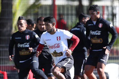 Игроки сборной Перу