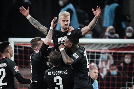 «Гройтер Фюрт» — «Аугсбург». Прогноз на матч Бундеслиги (18.12.2021)