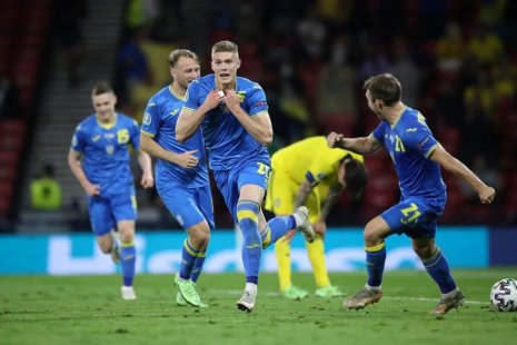 Победный гол на 121-й минуте, удаления и травмы. «Смертельная битва» Украины и Швеции