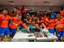 Победная раздевалка Марселя после игры с Лионом
