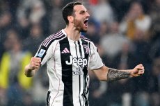 Фрагмент из матча Фрагмент из матча