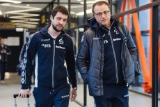 Ролан Гусев направляется на игру с Ахматом